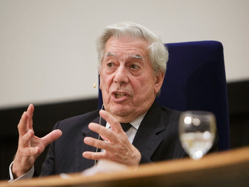 large_7.-Mario-Vargas-Llosa-at-Tilburg-University