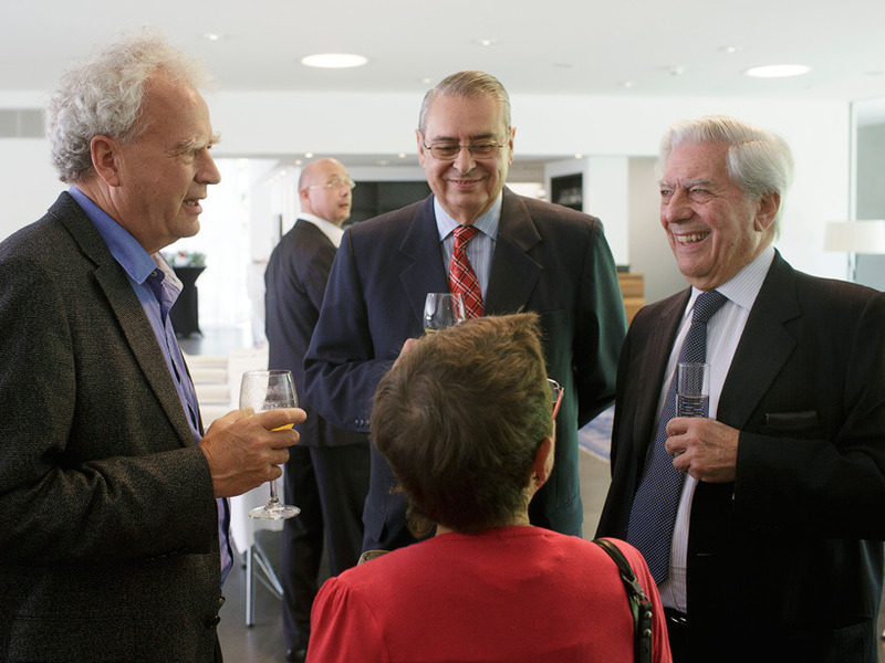 large_6._Ambassador_Wagner__MVL_and_Friends