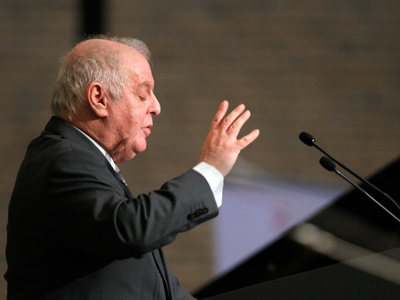 large_Barenboim-8