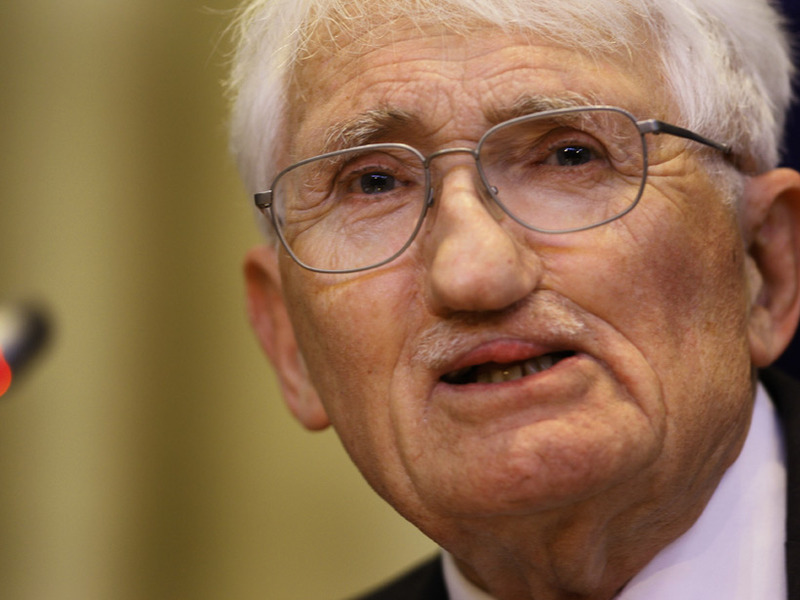 large_Q_A-Habermas-2